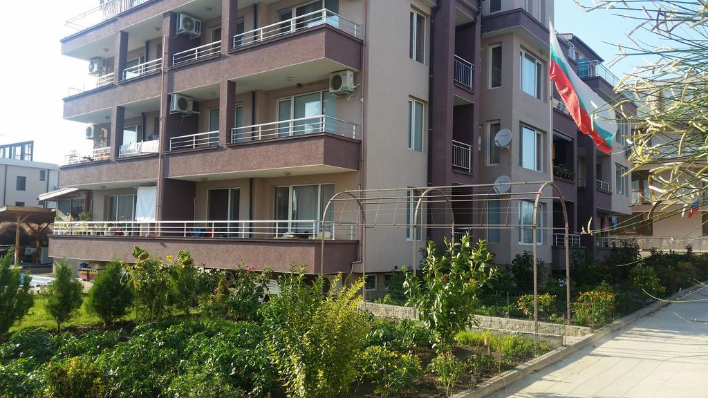 Dimitrov Apartments Burgas Exterior photo