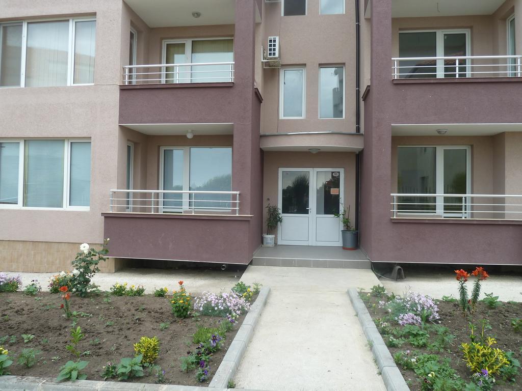 Dimitrov Apartments Burgas Exterior photo